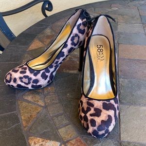 NY&CO Leopard Print Heels